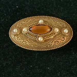 Etruscan Byzantine Mogul Oval Brooch Orange Citrine Colored Stone & Faux Pearls